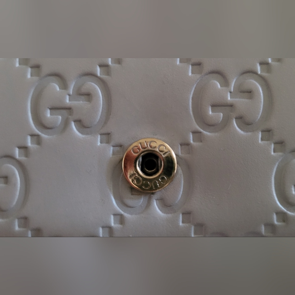 Gucci Cream Leather Clutch Wallet with Gold Chain - Picture 10 of 16